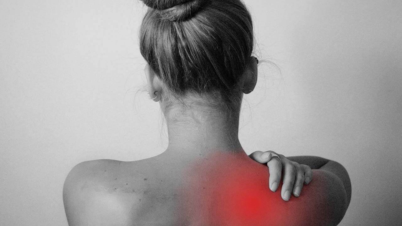 Неочевидная причина проблем со спиной у женщин